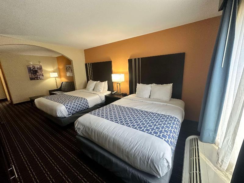 Best Western Plus Bass Hotel & Suites image
