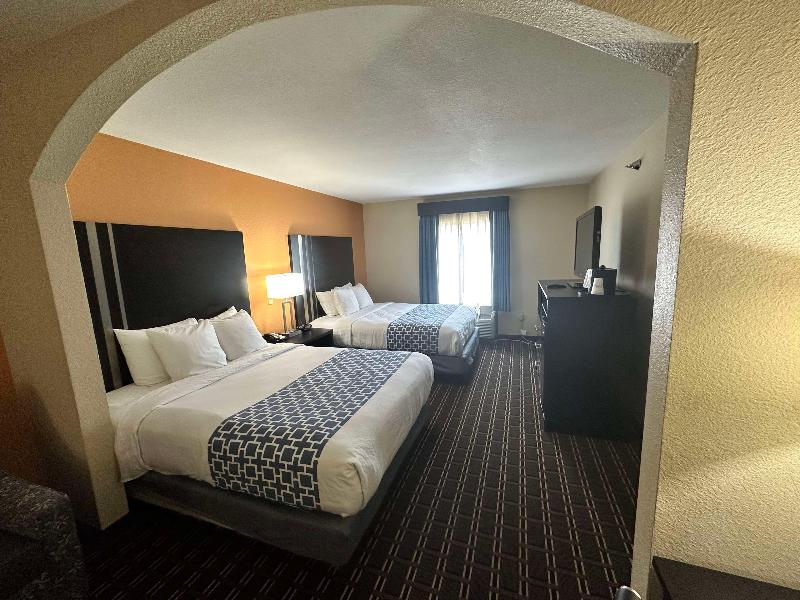Best Western Plus Bass Hotel & Suites image