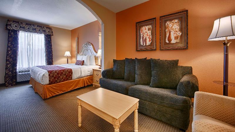 Best Western Plus Bass Hotel & Suites image