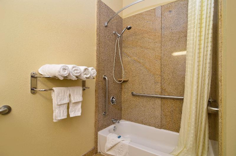 Best Western Opp Inn image