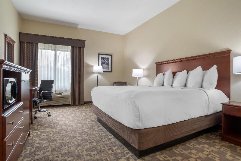 Best Western Opp Inn image