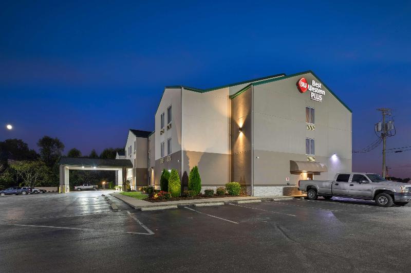 Best Western Plus Russellville Hotel & Suites image