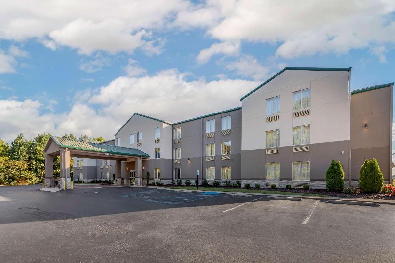 Best Western Plus Russellville Hotel & Suites image