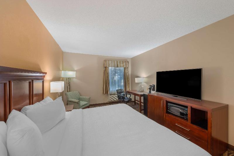 Best Western Plus Russellville Hotel & Suites image