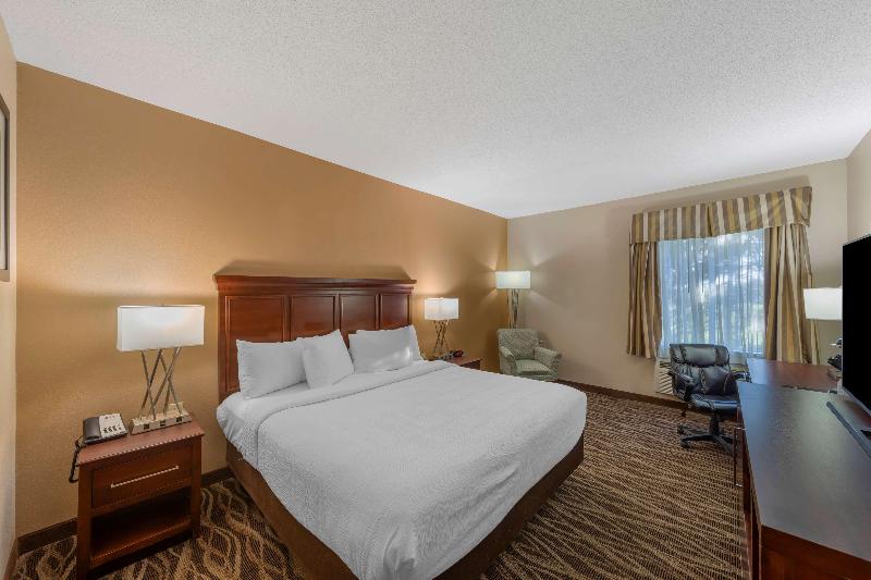 Best Western Plus Russellville Hotel & Suites image