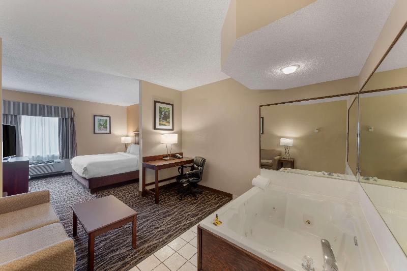 Best Western Plus Russellville Hotel & Suites image