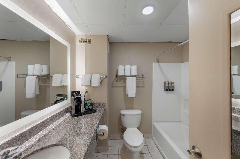 Best Western Plus Russellville Hotel & Suites image