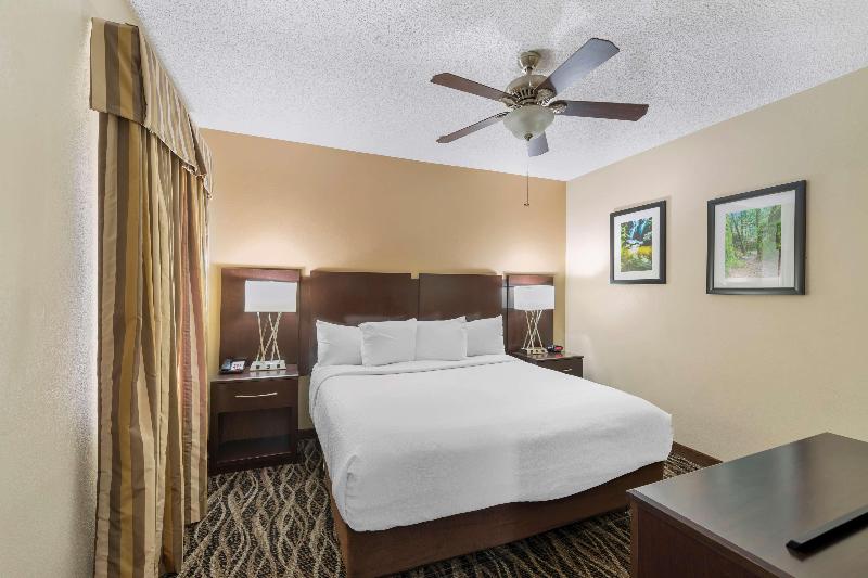 Best Western Plus Russellville Hotel & Suites image