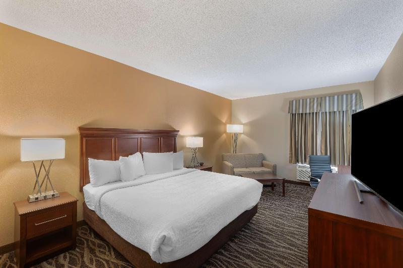 Best Western Plus Russellville Hotel & Suites image