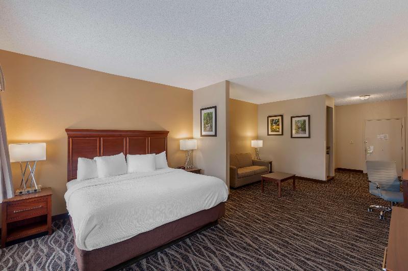 Best Western Plus Russellville Hotel & Suites image