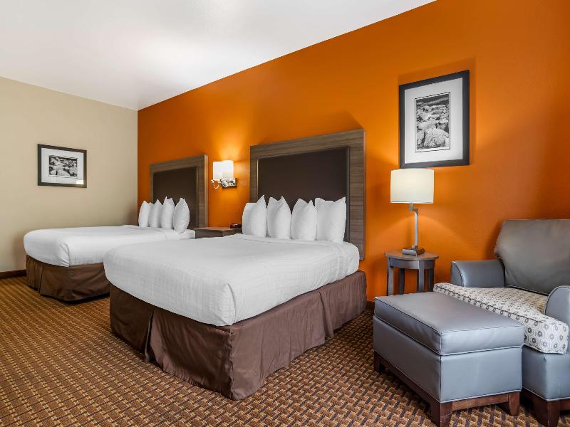 Best Western Plus Circle Inn image