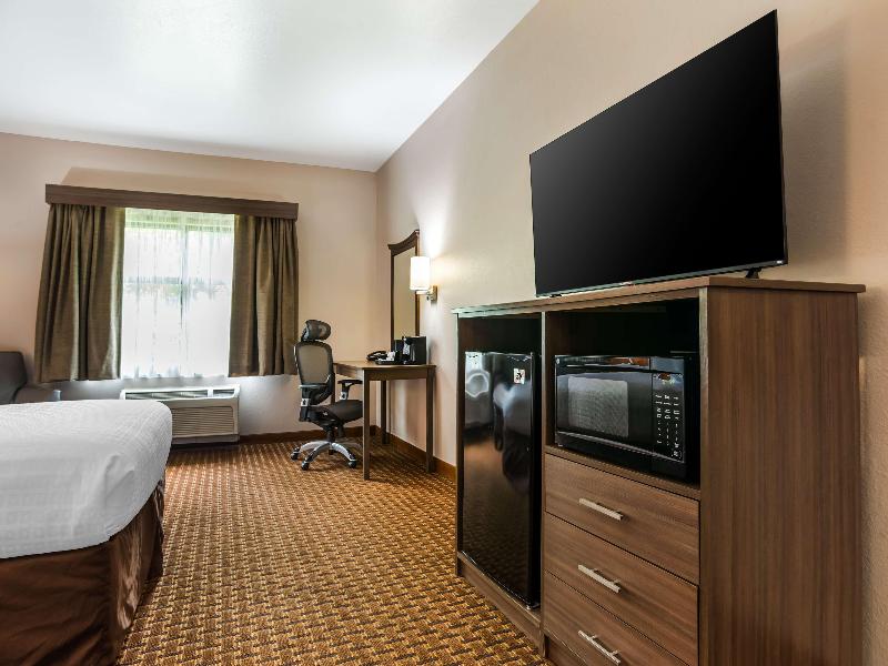Best Western Plus Circle Inn image