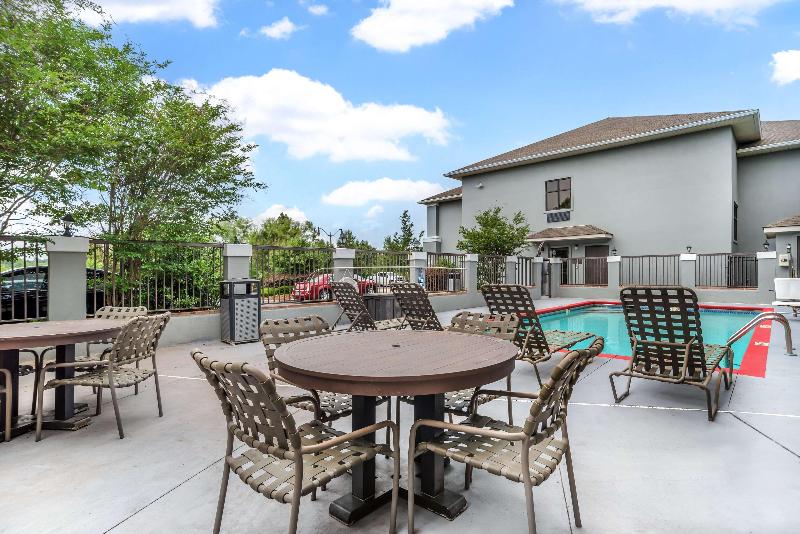 Best Western Plus Circle Inn image