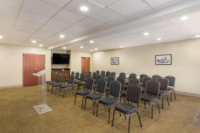 Sleep Inn & Suites North Mobile Saraland image