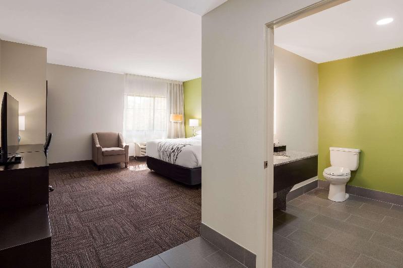 Sleep Inn & Suites North Mobile Saraland image
