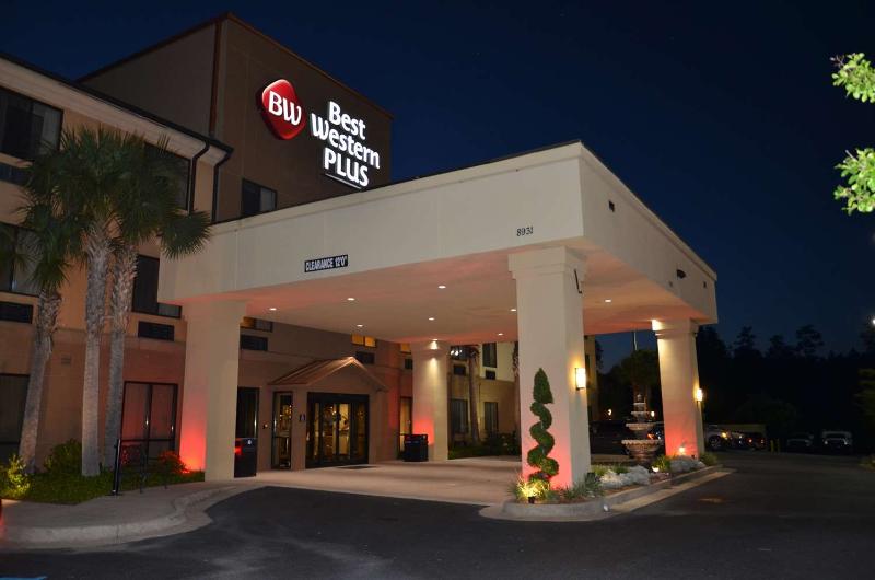 Best Western Plus Daphne Inn & Suites image