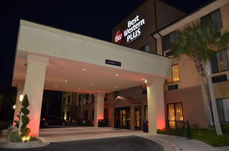 Best Western Plus Daphne Inn & Suites image