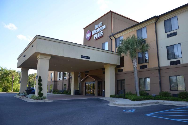 Best Western Plus Daphne Inn & Suites image