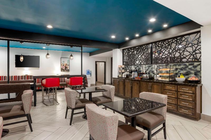 Best Western Plus Daphne Inn & Suites image