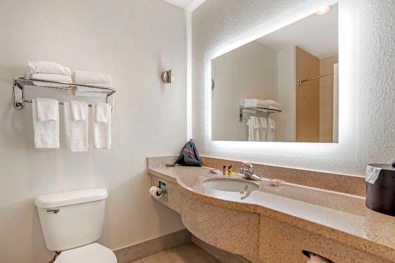 Best Western Plus Daphne Inn & Suites image
