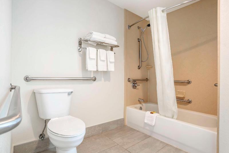 Best Western Plus Daphne Inn & Suites image