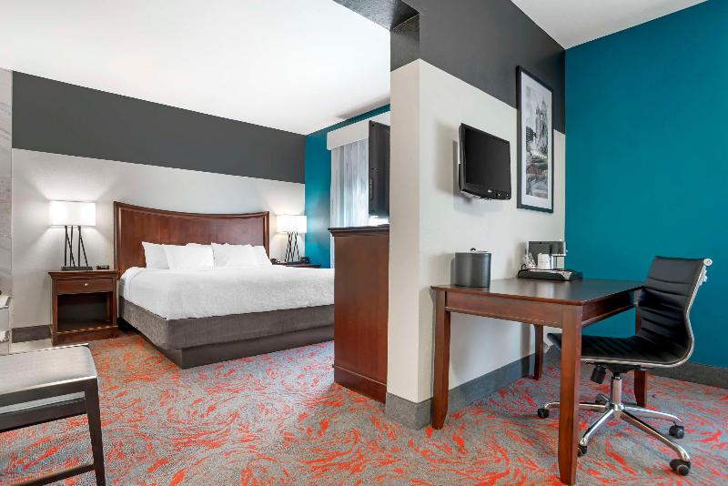 Best Western Plus Daphne Inn & Suites image