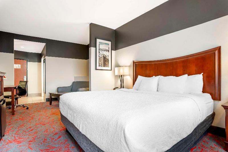 Best Western Plus Daphne Inn & Suites image