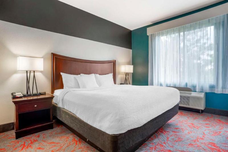 Best Western Plus Daphne Inn & Suites image