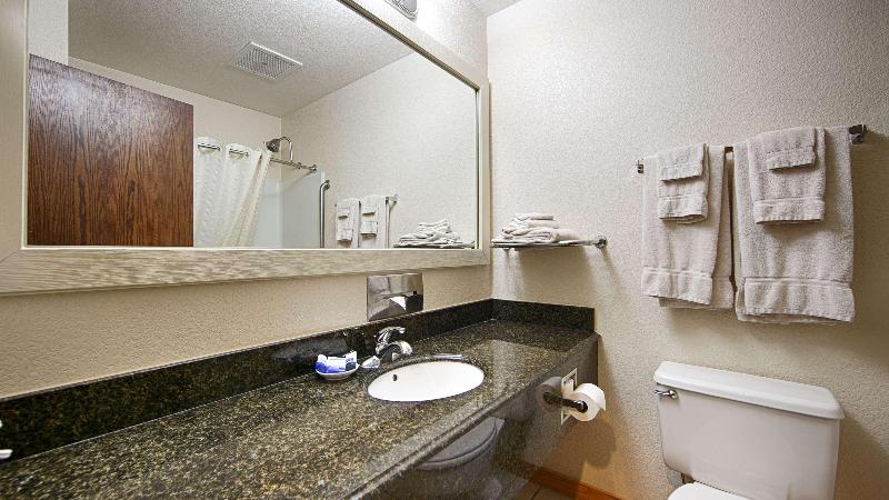 Best Western Lake Lucille Inn image
