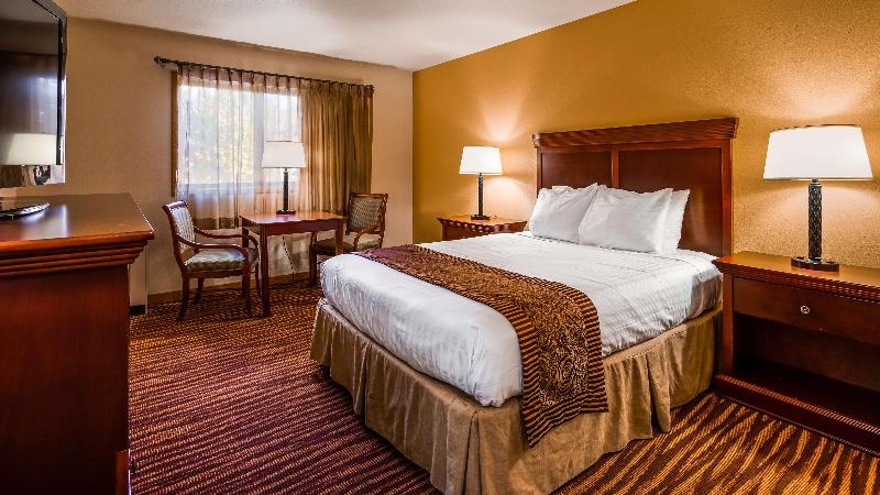 Best Western Lake Lucille Inn image
