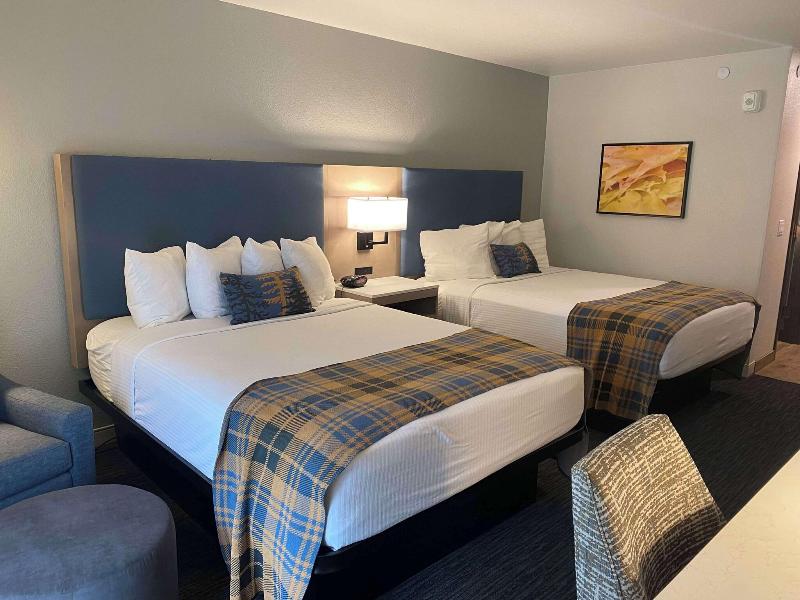 Best Western Lake Lucille Inn image