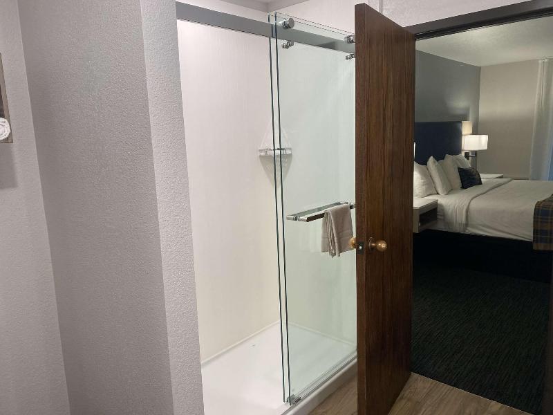 Best Western Lake Lucille Inn image