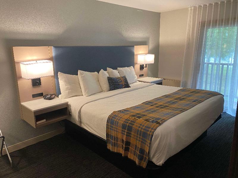 Best Western Lake Lucille Inn image
