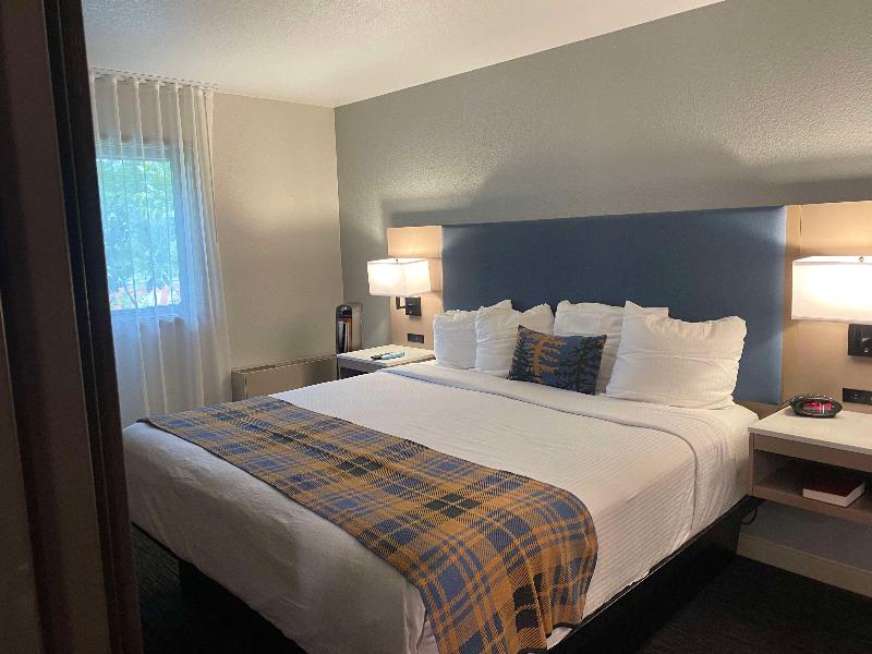 Best Western Lake Lucille Inn image