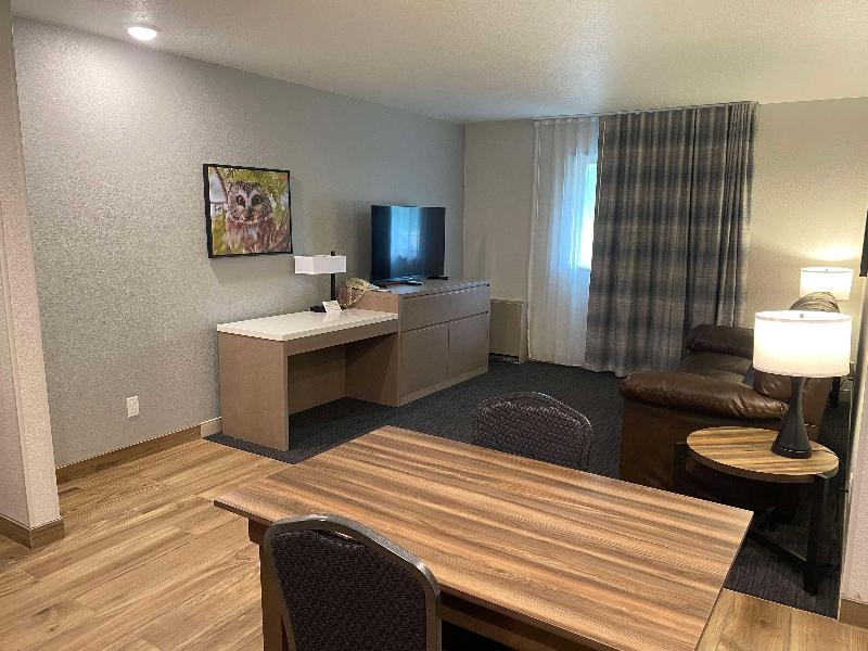 Best Western Lake Lucille Inn image