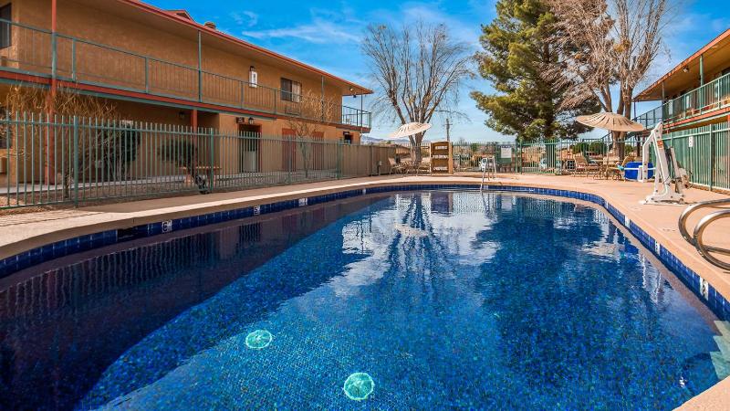 Best Western Cottonwood Inn image