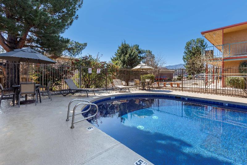 Best Western Cottonwood Inn image
