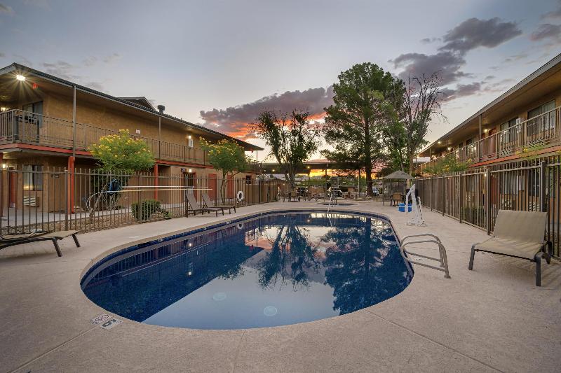 Best Western Cottonwood Inn image