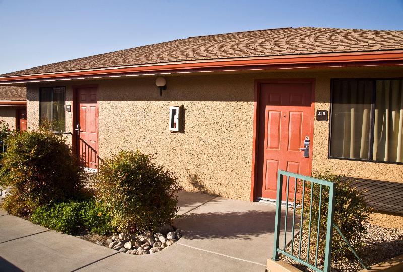 Best Western Cottonwood Inn image