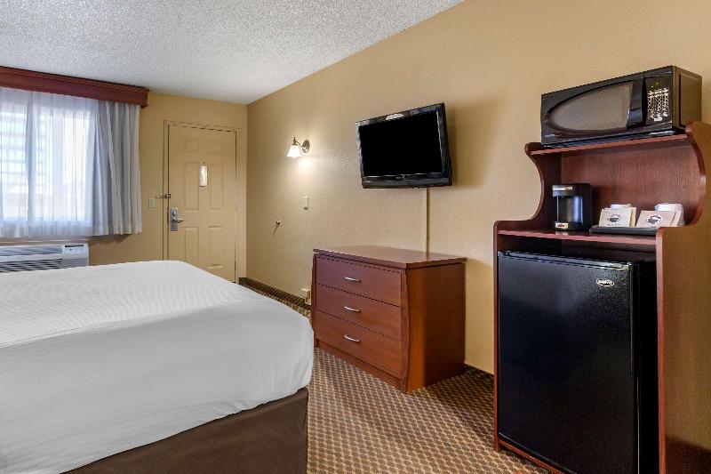 Best Western Cottonwood Inn image