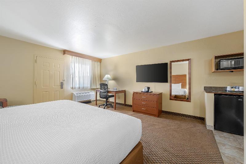 Best Western Cottonwood Inn image