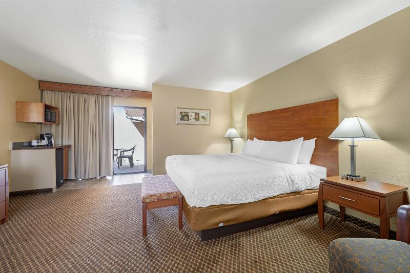 Best Western Cottonwood Inn image