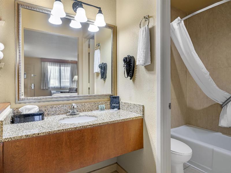 Best Western Cottonwood Inn image