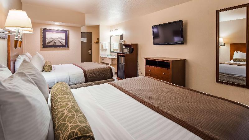 Best Western Desert Oasis image