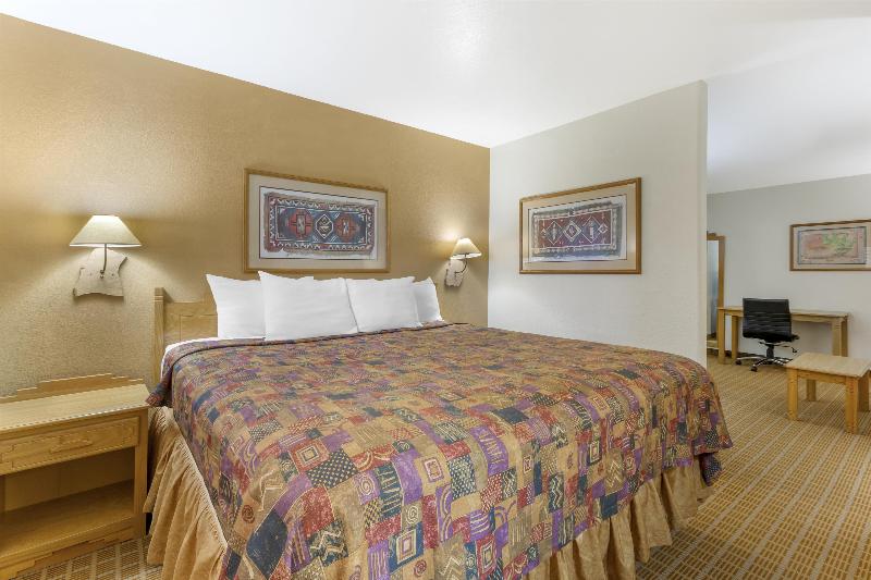 Best Western Gold Canyon Inn & Suites image