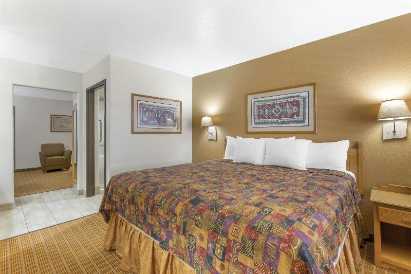 Best Western Gold Canyon Inn & Suites image