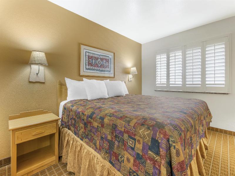 Best Western Gold Canyon Inn & Suites image