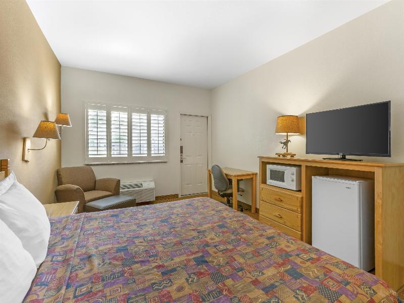 Best Western Gold Canyon Inn & Suites image