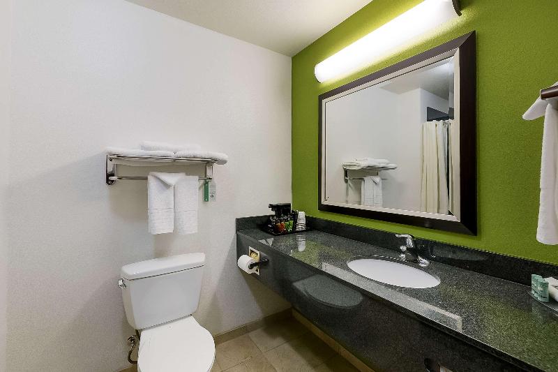 Best Western Douglas Inn & Suites image