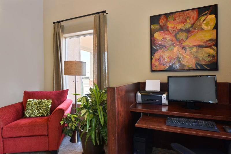 Best Western Plus Winslow Inn image
